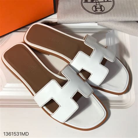 hermes slippers dames marktplaats|Hermes female slippers.